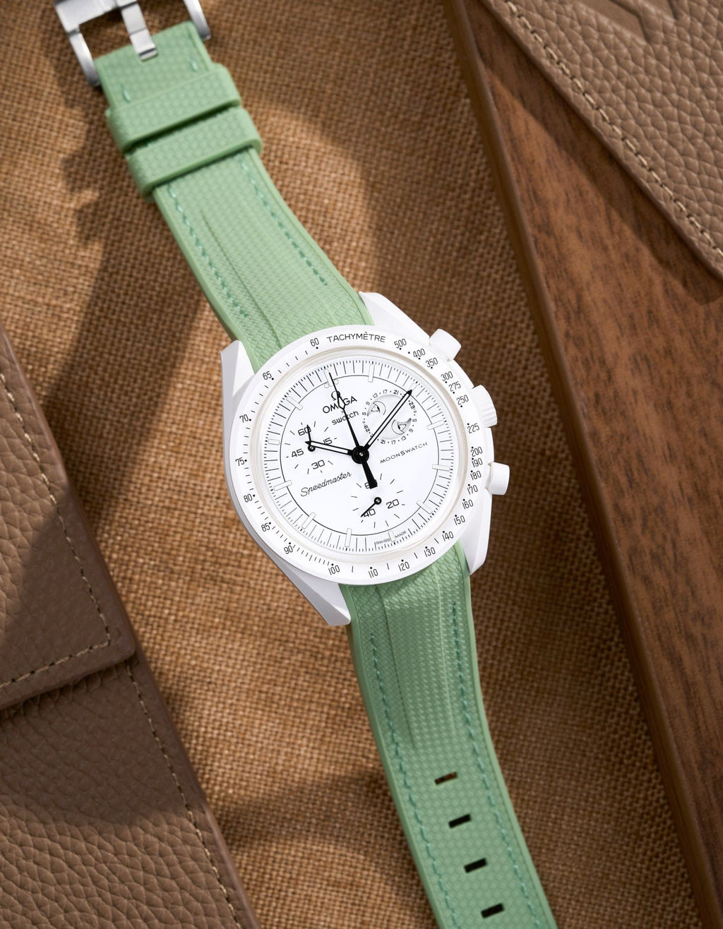 MoonSwatch Mission to the Moon Phase (Rubber Strap) - OM Luxury
