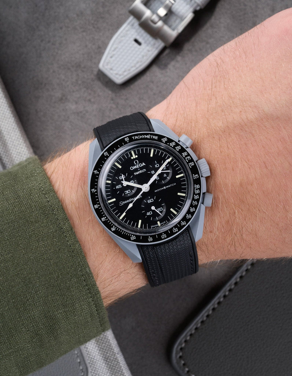 MoonSwatch Mission to the Moon (Rubber Strap) - OM Luxury
